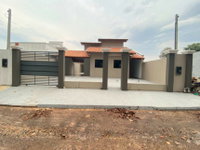 Casa com 4 quartos e 2 banheiros, 152,56m² construída, desocupada