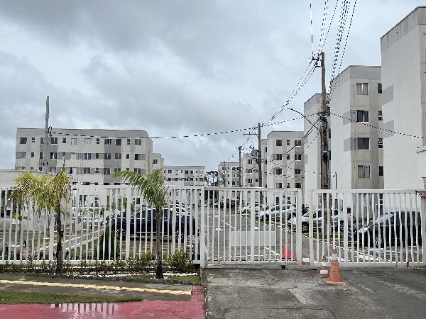 Apartamento 2 Quartos com Vaga em Camaçari - 40m²
