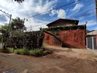 Casa em Canguerinha com 4 Quartos e 5 Banheiros