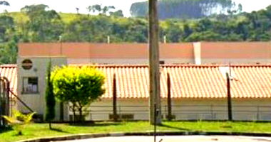Apartamento Térreo com 1 Vaga em Cajuru - Oportunidade Única!