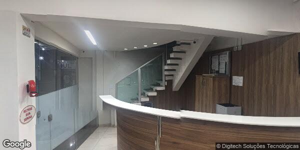 Sala comercial nº 1110 no Cond. Maximiano Center Shop, desocupada