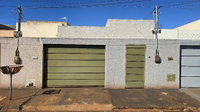 Casa com 2 quartos e 2 banheiros no Centro de Santa Helena de Goiás