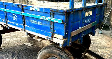 Carroça de Madeira com Dois Eixos