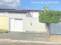 Casa com 3 quartos em Maracaçum?/MA