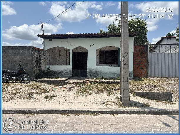 Casa com 3 quartos, 2 banheiros e 93,51m² de área construída
