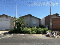 Casa 2 quartos, 1 banheiro, 1 vaga, 43.65m² construída, desocupada