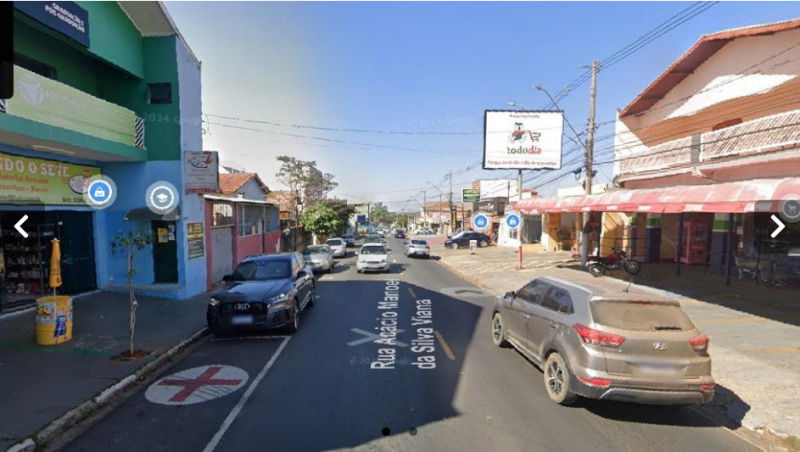 Terreno em Loteamento Águia da Castelo com 1.224 m²