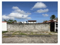 Terreno de 300 m²
