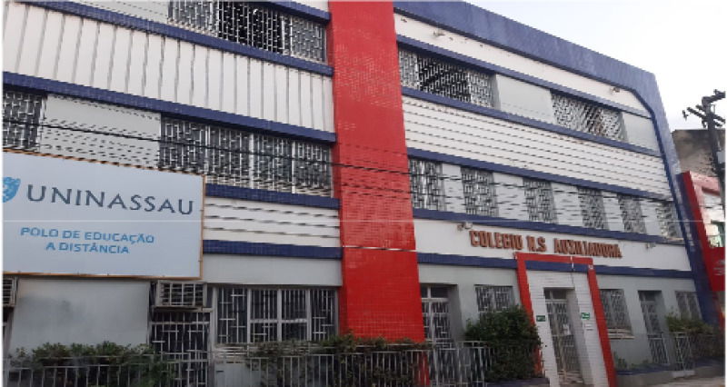 Sobrado com 4 quartos e 4 banheiros em Propriá/SE