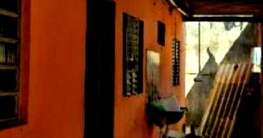 Casa em Luziânia com 2 quartos e 1 vaga