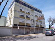 Apartamento com 2 Quartos e 1 Banheiro