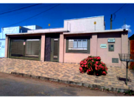 Casa com 214m² e terreno de 360m² em Itapaci/GO