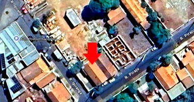 Terreno e Casa em Construção Ocupados em Águas de Santa Bárbara