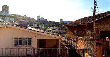 Casa com 60m² e Terreno de 240m² em Poços de Caldas/MG
