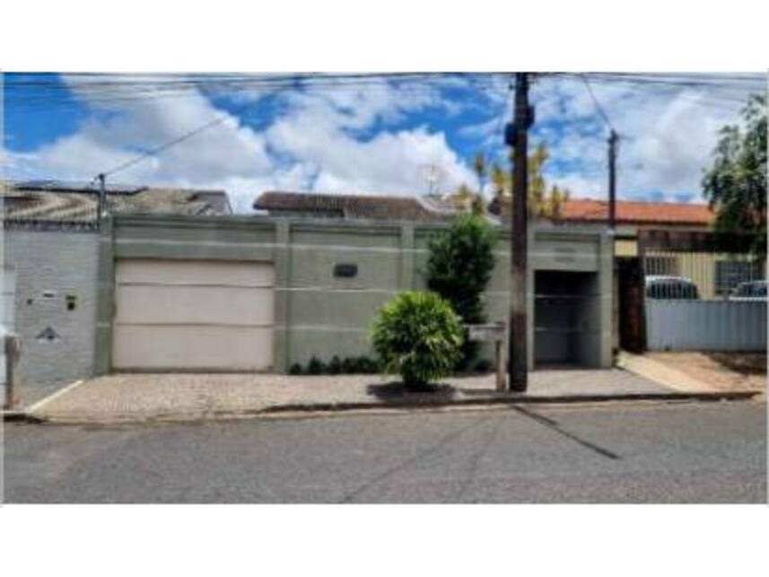 Casa Ocupada com 1 Vaga em Uberlândia/MG