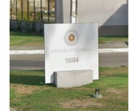 Casa em condomínio Lagoinha com 252m² e vaga de garagem