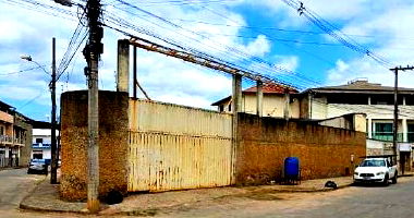 Imóvel Comercial com 1.444m² de Terreno em Ipaba/MG