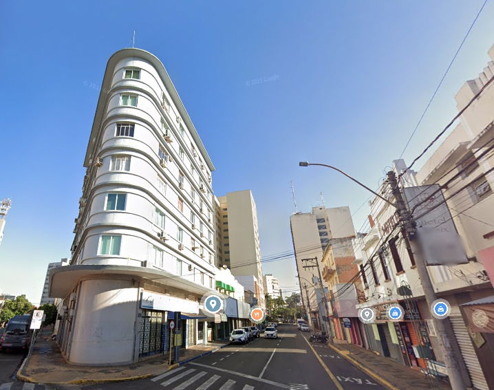 Sala comercial com 40,10m² - Desocupado - Centro