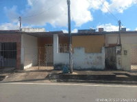 Casa com 2 quartos, 1 banheiro e 90m² de área total