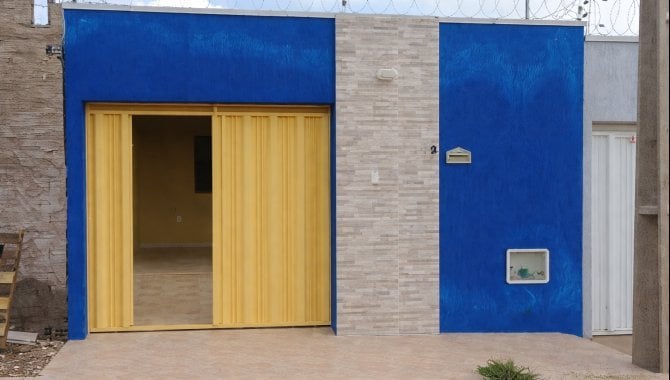 Casa com 2 quartos e 2 banheiros, 100 m², ocupada
