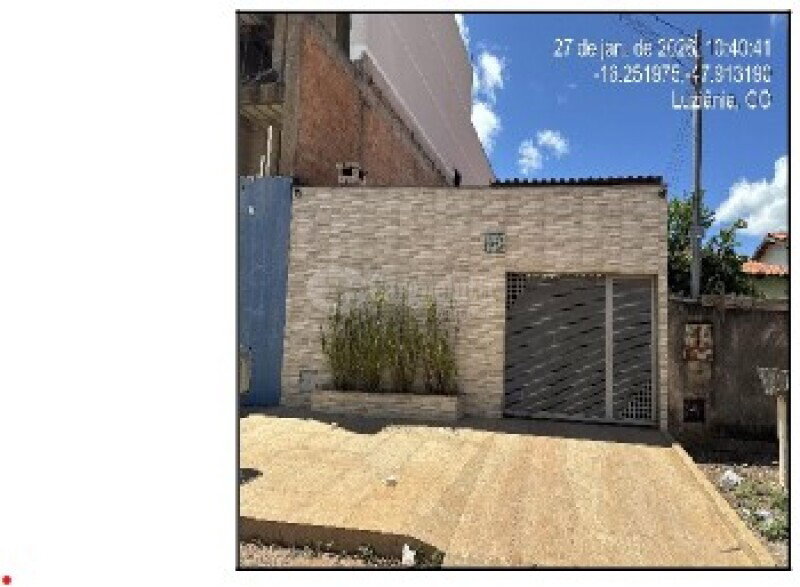 Casa com 2 quartos, 1 vaga, 58.17m², ocupada