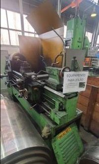 Torno Horizontal com Barramento de 1500mm