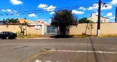 Casa com 2 quartos, 1 vaga, 115.36m²