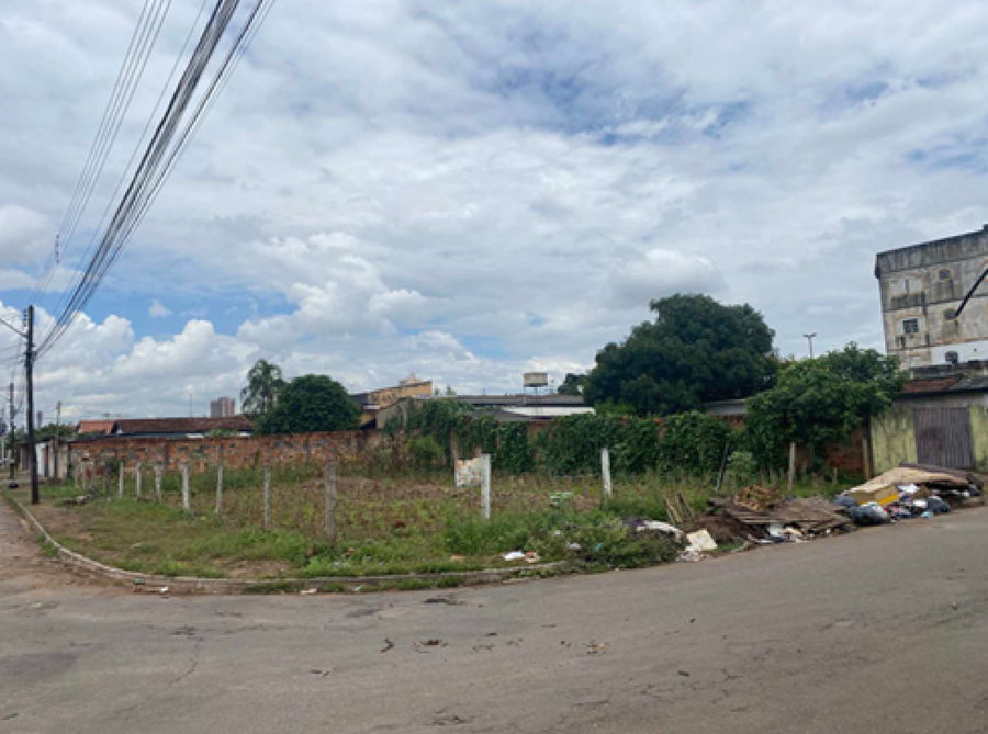 Lote Urbano de Esquina em Goiânia - 567.88m²