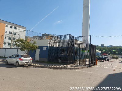 Apartamento 2 Quartos com Área de Serviço em Duque de Caxias