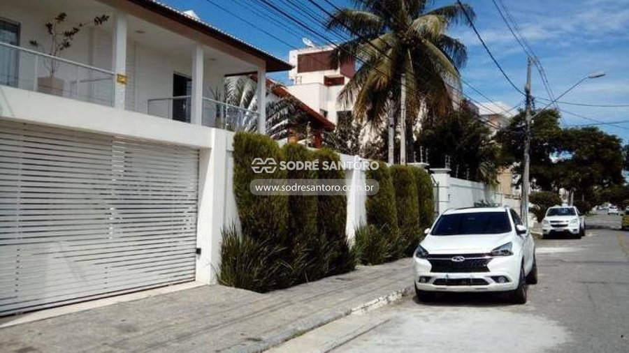 Casa Residencial com 4 Quartos e 6 Banheiros em Campos dos Goytacazes
