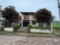 Casa em Caxias do Sul com 3 quartos e 3 banheiros