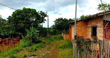 Casa aconchegante com 2 quartos, 1 banheiro e 62 m² construída