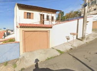 Casa com 1 vaga, 137m² construídos em terreno de 300m²