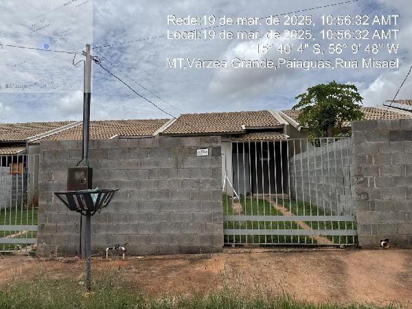 Casa com 2 quartos, varanda, área construída 58,42 m², terreno 180 m²