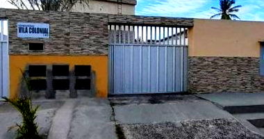 Casa aconchegante com 2 quartos e 2 banheiros, área construída de 64,37 m², ocupada