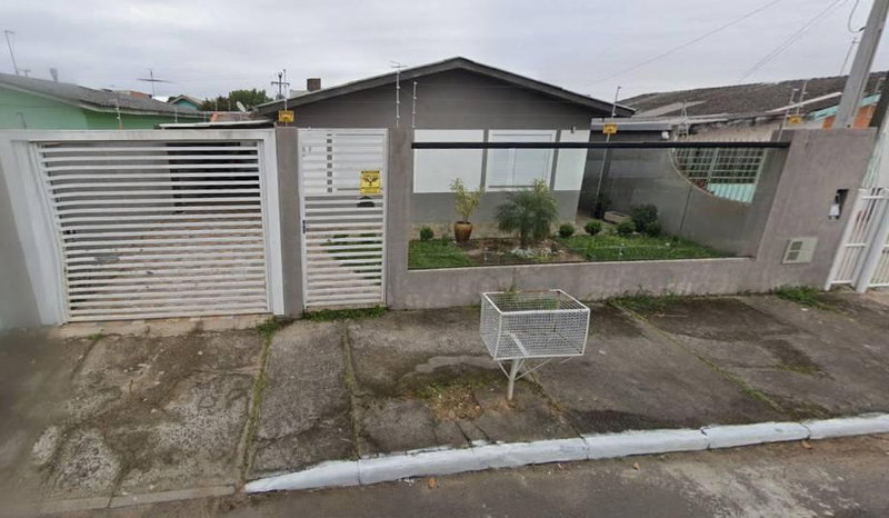 Casa com 3 quartos e 2 banheiros, 63m², ocupada