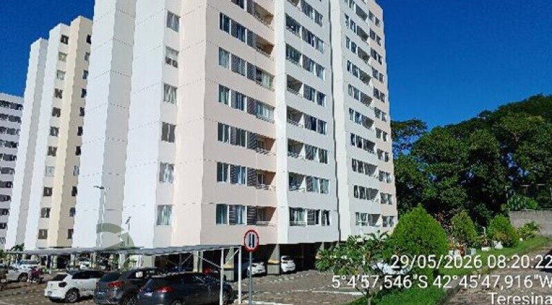 Apartamento 3 Quartos com 2 Banheiros e Vaga de Garagem