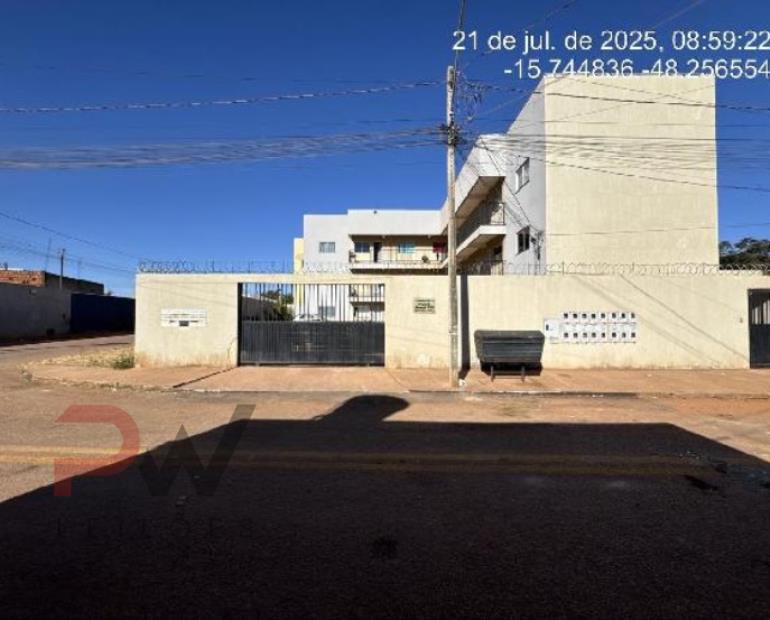 Apartamento em Águas Lindas de Goiás com 2 quartos