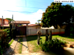 Casa com 274m² em terreno de 780m², 3 quartos, 2 banheiros, desocupada