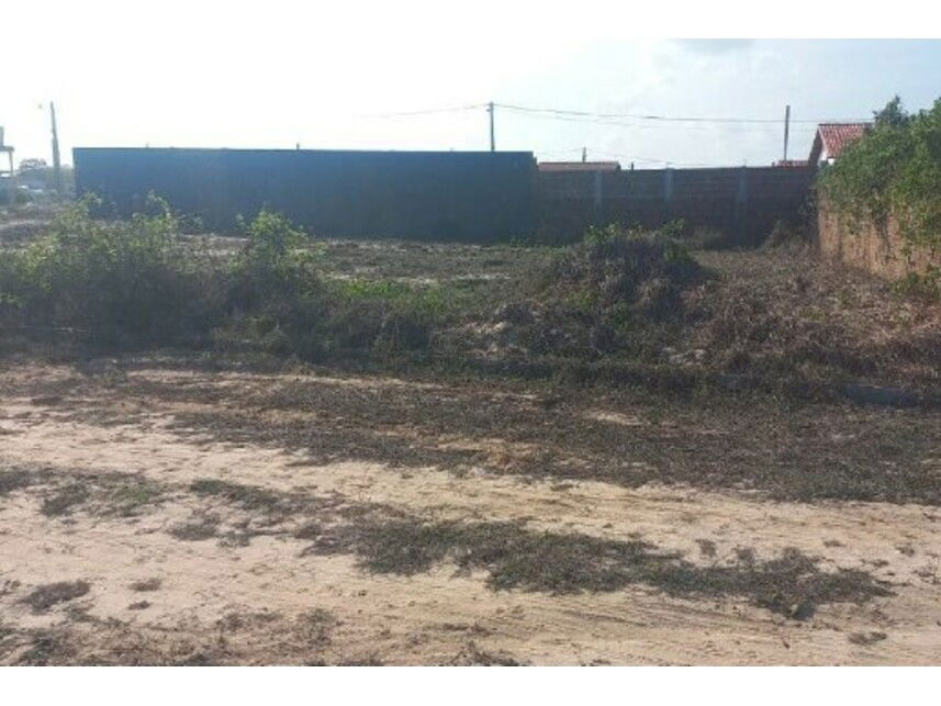 Terreno desocupado em Loteamento Capela São José