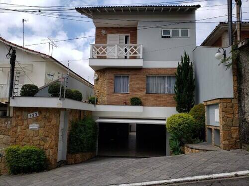 Casa 4 quartos, 2 banheiros, 198m², ocupada