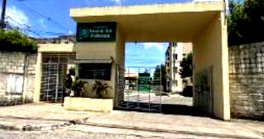 Apartamento com 2 quartos em Maceió