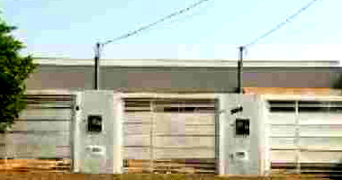 Casa com 2 Quartos em Jardim Columbia