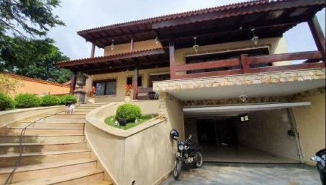 Casa Padrão com 3 Quartos e 5 Banheiros em São Bernardo do Campo