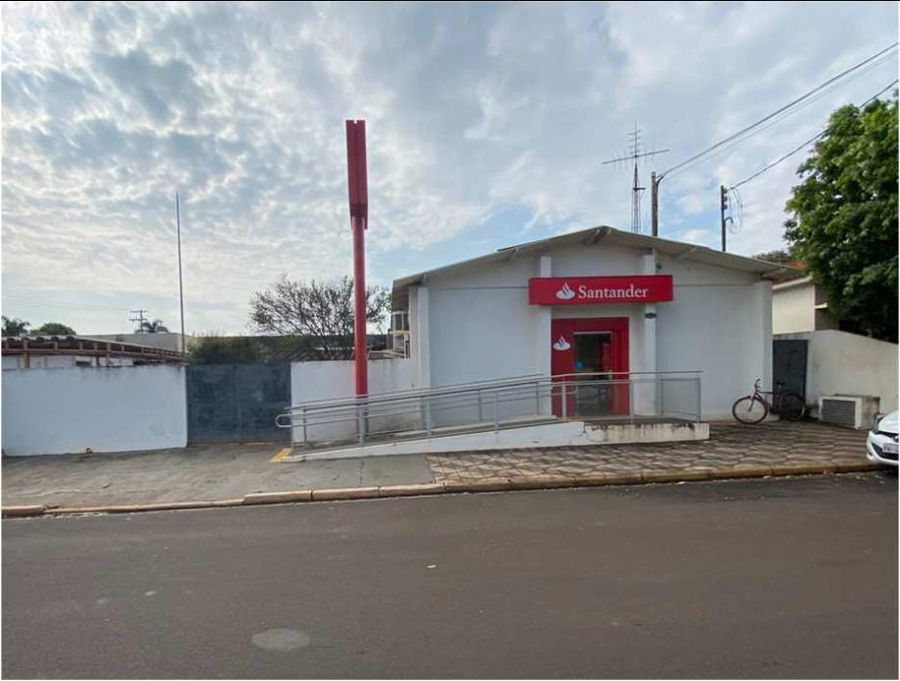 Ex-agência com 135 m² construídos