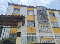 Apartamento com 2 quartos em Salvador