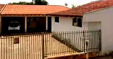 Casa Ocupada com 118m² Construída em Jaguapitã/PR