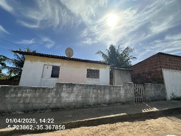 Casa com 2 quartos, 1 banheiro, 2 vagas e 56,68m² construída