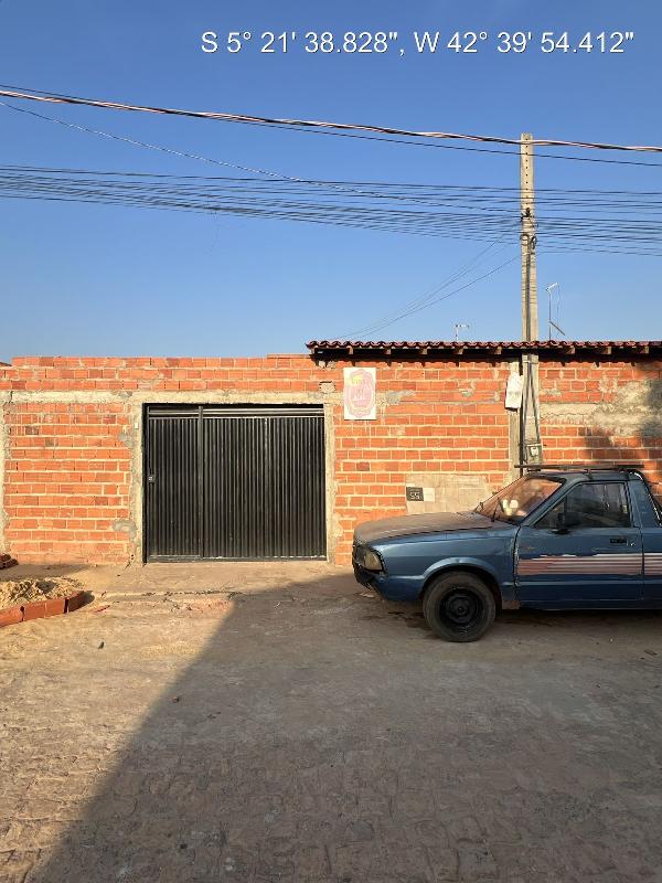 Casa com 2 quartos em Demerval Lobão/PI