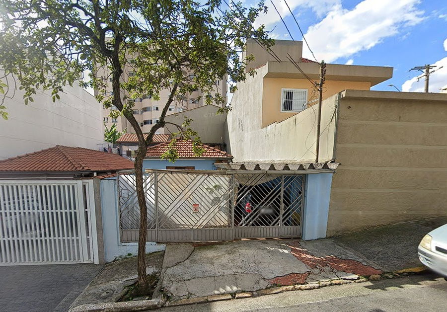 Terreno com casa 1 quarto, 1 banheiro, 3 vagas, 124m² construída